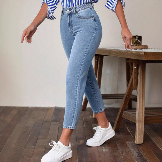 Klassische Mom-Jeans mit hoher Taille